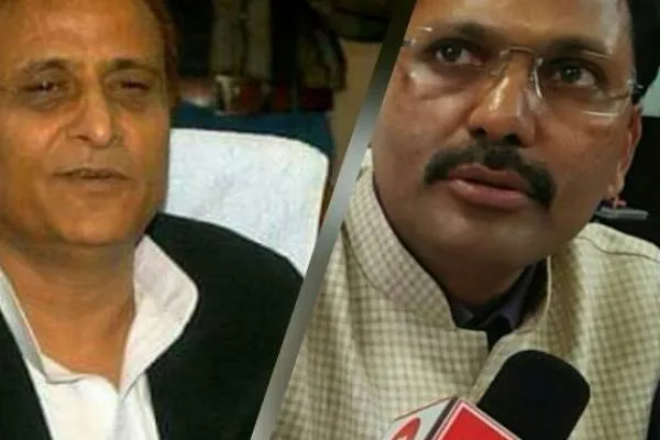 राजनीति:रामपुर के डीएम से साफ़ कराऊंगा जूते-आज़म खान.!
