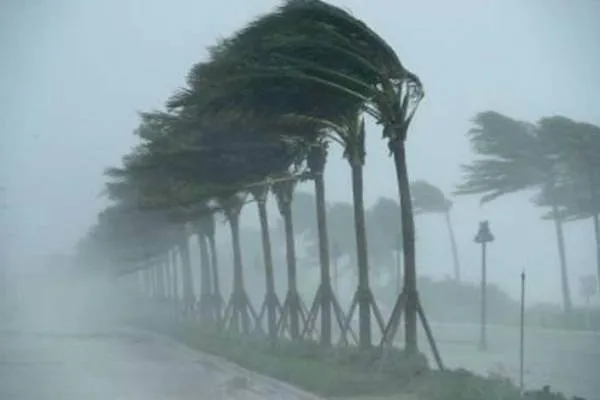 मौसम:यूपी में अगले दो दिन तबाही मचा सकता है 'फैनी' तूफ़ान..मौसम विभाग ने जारी की चेतावनी.!