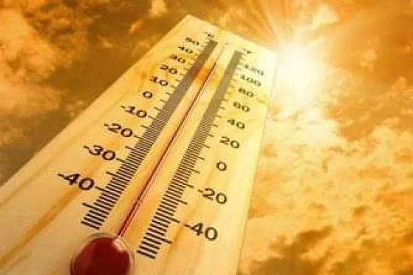 लखनऊ:गर्मी ने पिछले 75 सालों का रिकॉर्ड तोड़ा..अभी और बरपेगा गर्मी का कहर..रेड अलर्ट जारी!
