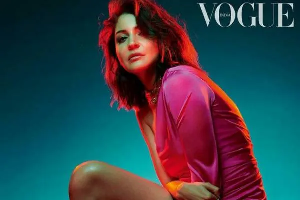 मनोरंजन:अनुष्का शर्मा का हॉट और सेक्सी फोटोशूट देख फैन्स बोले..वाह.!