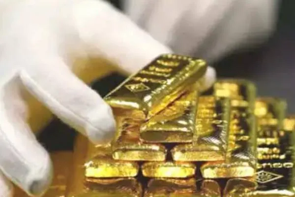Gold price today:सोने में गिरावट जारी..लेक़िन एक्सपर्ट यह बात बता रहें हैं..!