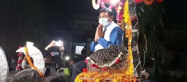 Uttar Pradesh:भव्य समारोह के साथ हुई डीएम आञ्जनेय की रामपुर से विदाई