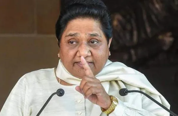 Mayawati News: सपा के खिलाफ़ मायावती ने तेज किया जुबानी हमला जानें अब क्या कहा