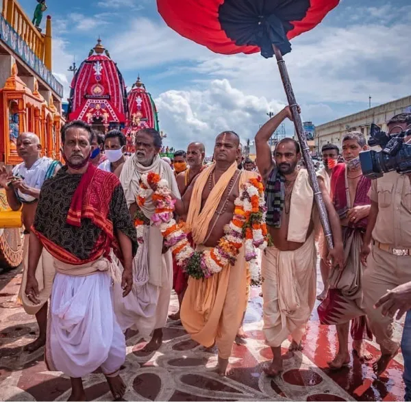 Jagannath Rath Yatra 2021: निकाली जा रही है भगवान जगन्नाथ की रथ यात्रा.राष्ट्रपति, प्रधानमंत्री ने दी शुभकामनाएं