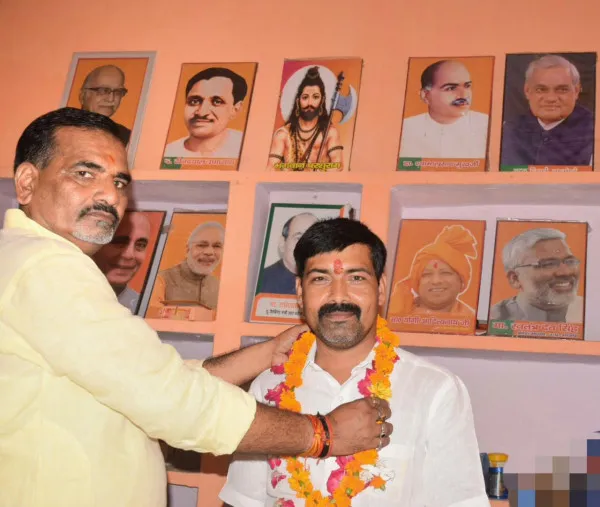 Fatehpur UP News:भाजपा नेता अनिल शुक्ला के नेतृत्व में जिला उपाध्यक्ष का हुआ जोरदार स्वागत