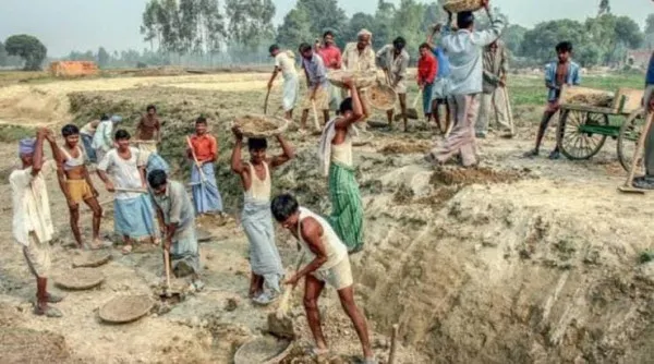 Fatehpur Panchayat News:फतेहपुर में मनरेगा के कामों का ग्राम पंचायत में हो रहा फ़र्जी भुगतान!
