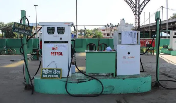 Petrol Diesel News:नेपाल में सस्ता मिल रहा डीज़ल पेट्रोल तो यूपी के इस ज़िले में शुरू हुई तस्करी