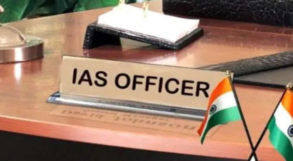 UP IAS Transfer Today:यूपी में शुरू हैं आईएएस अफसरों के ताबड़तोड़ तबादले कई जिलों के डीएम बदले