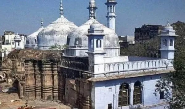 Gyanwapi Survey Report:ज्ञानवापी मस्जिद का सर्वे पूरा शिवलिंग मिलने का दावा कोर्ट ने वजू पर लगाई रोक