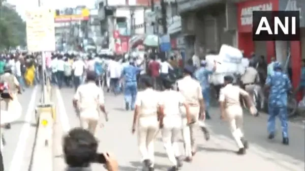Bed Ctet Student Protest in Bihar: बिहार में पुलिस ने किया लाठीचार्ज,शिक्षक भर्ती के लिए हो रहा था प्रदर्शन