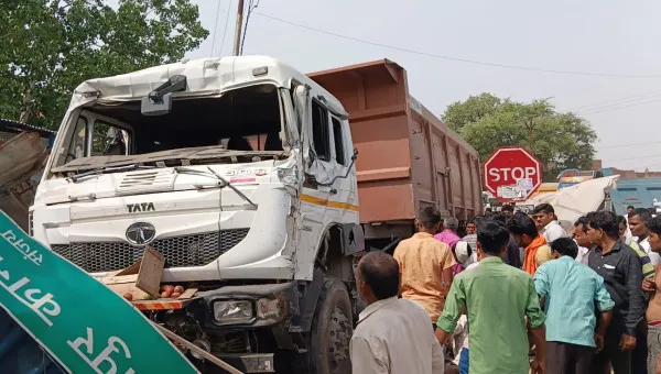 Kanpur Road Accident : कानपुर में अनियंत्रित ट्रक घुसा विश्राम गृह में हादसे में एक की मौत दो घायल