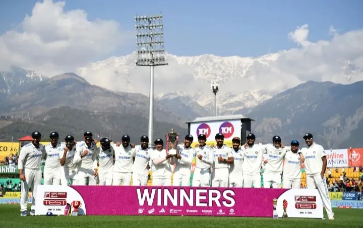 India Vs England Dharamshala: धर्मशाला में भारतीय स्पिनरों के आगे अंग्रेजों ने टेके घुटने ! 4-1 से टेस्ट सीरीज जीतकर भारत ने रच दिया इतिहास, तीसरे दिन ही हुआ खेल समाप्त