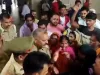Kanpur Crime : नाली विवाद में पड़ोसी ने किया पथराव फिर छत से की अंधाधुंध फॉयरिंग, एक की मौत-2 घायल