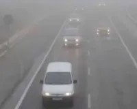 Driving Tips During Fog: घने कोहरे में कैसे करें सफर ! 'DRIVING' करने वाले अपनाएं ये टिप्स, नहीं होंगे हादसे