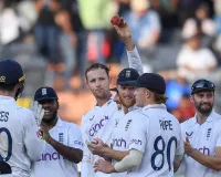 India Vs England Test Series 2024: पहले इंग्लिश बल्लेबाज पोप ने संभाला मोर्चा ! फिर टेस्ट डेब्यू करने वाले हार्टले की फिरकी में उलझे भारतीय बल्लेबाज, हैदराबाद टेस्ट में भारत की हार