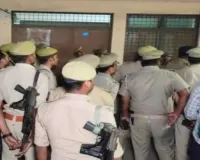 Prayagraj Crime In Hindi: प्रयागराज के बंद कमरे में महिला पुरूष कांस्टेबल के शव ! पुलिस महकमे में हड़कंप, आखिर क्या हुआ 