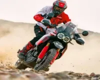 Ducati Desertx Rally Bike: खतरनाक रास्तों को चुनौती देते हुए फर्राटा भरेगी डुकाटी की ये बाइक, हुई लांच