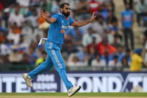India Vs Australia First Odi: मोहम्मद शमी की घातक गेंदबाजी के आगे कंगारुओं ने टेके घुटने, पहले वनडे में 5 विकेट से जीता भारत