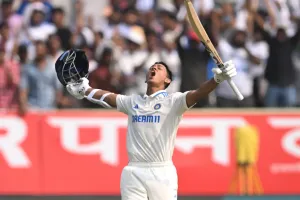 Yashasvi Jaiswal Double Century: यशस्वी जयसवाल ने जड़ा टेस्ट करियर का पहला दोहरा शतक ! बुमराह की शानदार गेंदबाजी, दूसरे टेस्ट में भारत मजबूत स्थिति में