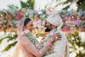 Rakulpreet-Jaiki Wedding: एक दूजे के हुए रकुलप्रीत और जैकी भगनानी ! नए-नवेले जोड़े को गोवा में बधाइयां देने पहुंचा बॉलीवुड