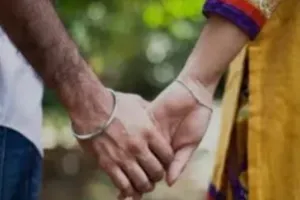 Sonbhadra News In Hindi: परिजन नहीं अपना रहे थे दोनों का प्यार ! फिर जो हुआ सुन कर कांप जाएगी रूह