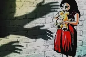 Lucknow Crime In Hindi: 6 साल की बच्ची को यतीमखाने से लिया गोद ! फिर 9 सालों तक करते रहे उसके साथ दरिंदगी, दास्तां सुन कर कांप जाएगी रूह