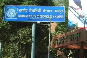 IIT Kanpur News: P.hd छात्र ने हॉस्टल की बिल्डिंग से छलांग लगाकर दी जान